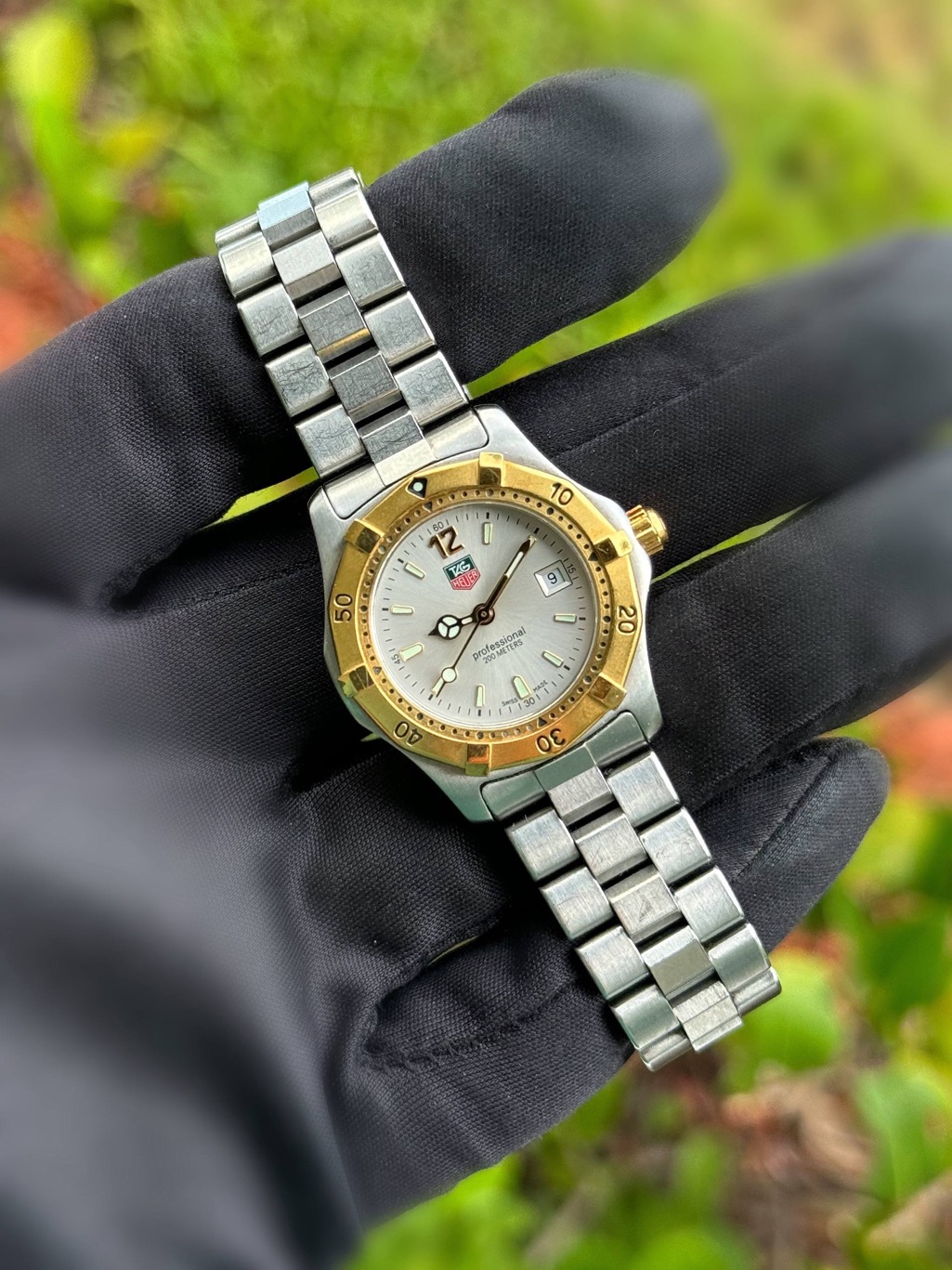 Tag Heuer Ladies Watch Two Tone Steel Professional 27mm Wk1320-0 Silver Dial